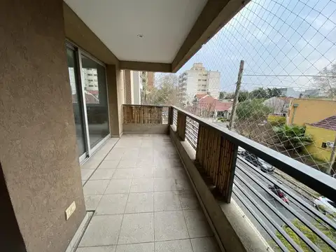 Departamento en Alquiler con 1 cocheras