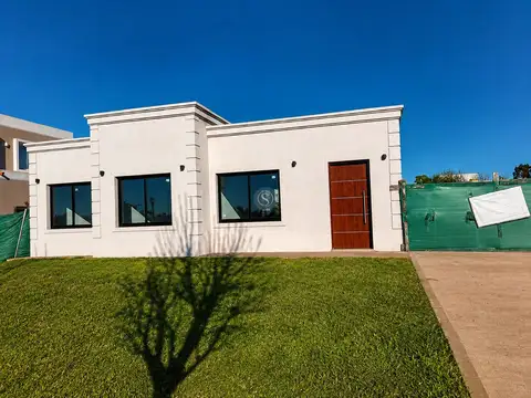 Casa  en Venta en Santo Tomas, Pilar, G.B.A. Zona Norte