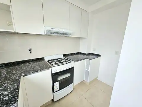 Departamento en Alquiler en Chacarita, USD 1.100