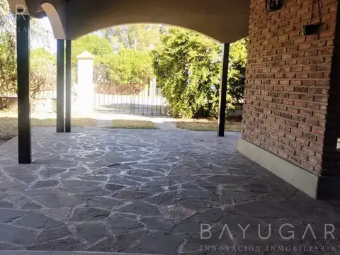 Casa en Venta en Bahia Blanca, USD 160.000