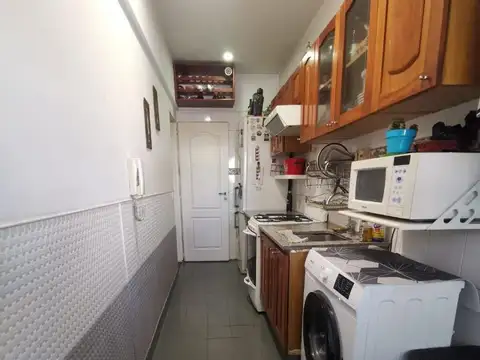 Semi piso al frente 3 amb balcon 2 baños a mts pedro goyena