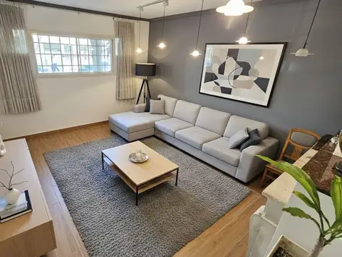 Casa en Venta 5 Ambientes con terraza Coghlan