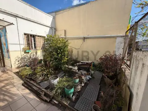 Yatay 800, Piso 868