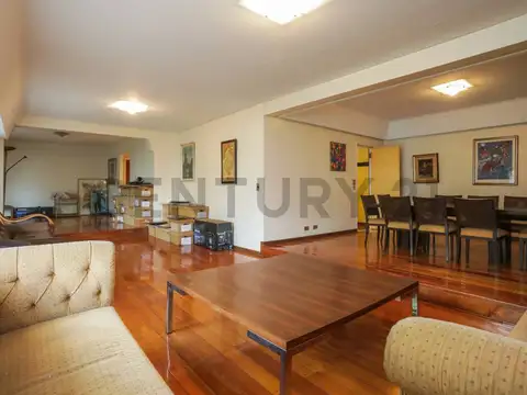 Departamento en Venta de 5 dormitorios