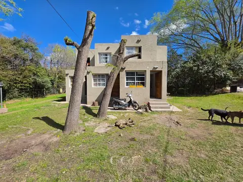 Venta Complejo De 3 Dúplex En San Antonio De Arredondo A 100Mts Del Rio – Excelente Ubicación