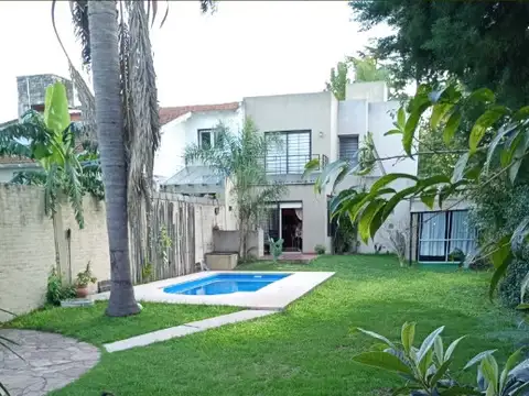 Casa en Venta en El Palomar, USD 270.000