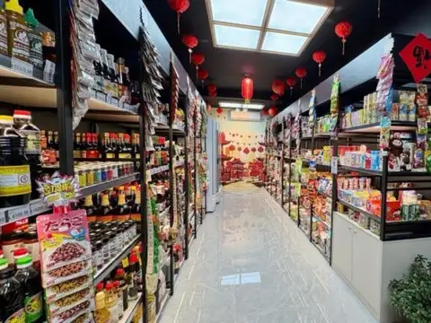 Oportunidad Local Comercial  Con Renta de   del 7% anual   - Villa Crespo