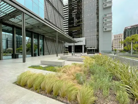 Oficina en Venta con 20 cocheras