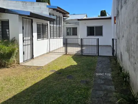 Casa 4 ambientes con 1 baño