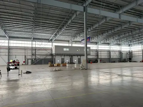 Depósito de 5.372 m2 cubiertos - Los Cardales