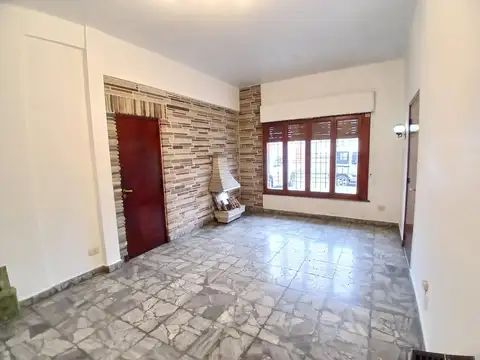 Depto Tipo Casa en Venta 60 años