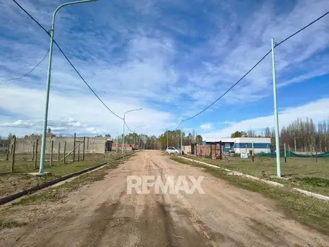 Terreno en venta en b° jardines de plottier