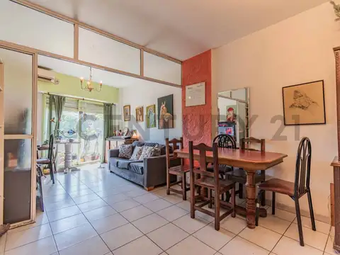 VENTA DEPARTAMENTO 3 AMBIENTES CON COCHERA EN PALERMO HOLLYWOOD 