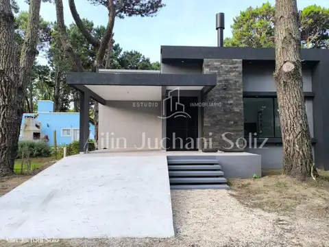 CASA A ESTRENAR EN LOTE PROPIO 