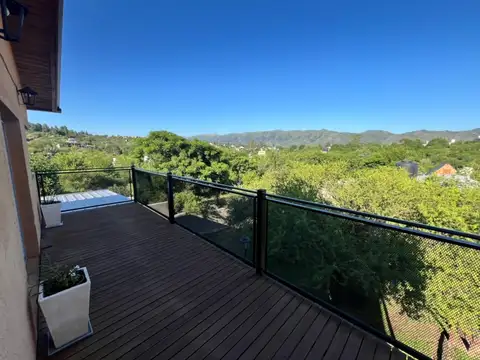 Venta casa 3 dormitorios villa parque siquiman cba