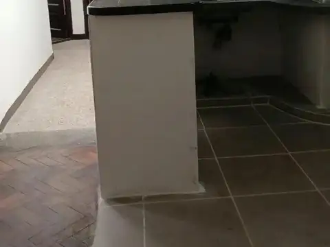 Depto Tipo Casa en Alquiler 100 años