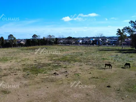 Terreno en Venta, FOT 0,9