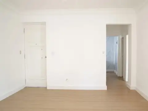 Depto Tipo Casa en Venta en Saavedra, USD 180.000