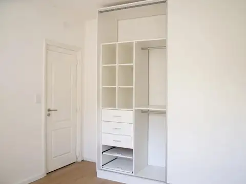 Depto Tipo Casa en Venta 60 años