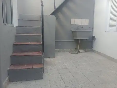 Depto Tipo Casa 4 ambientes con 1 baño