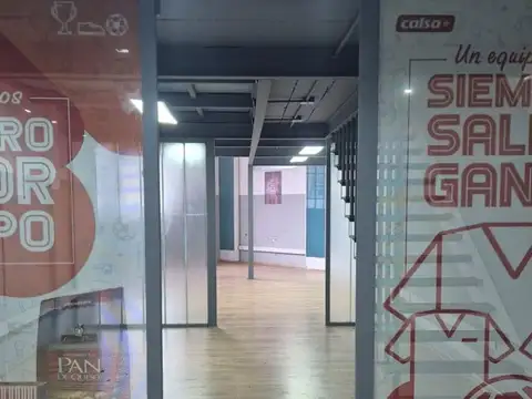 Oficina en Zona Empresarial de Barracas + cochera