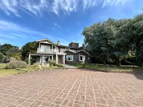 SE VENDE !! EXCELENTE CASA QUINTA !!! TANDIL