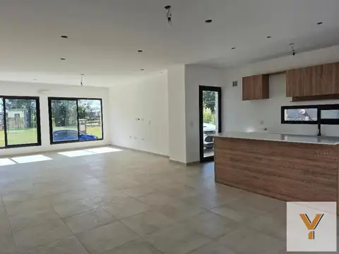 Casa en Venta en Pilar, USD 215.000