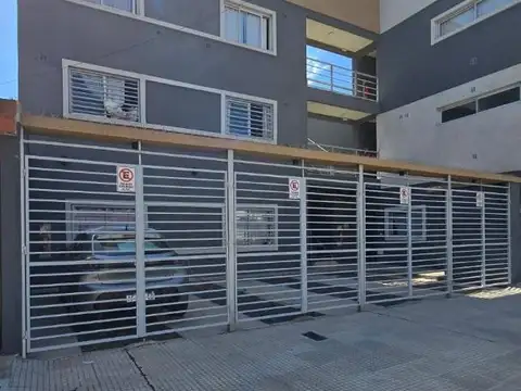 Departamento 3 amb.en duplex c/ cochera a la venta San Justo