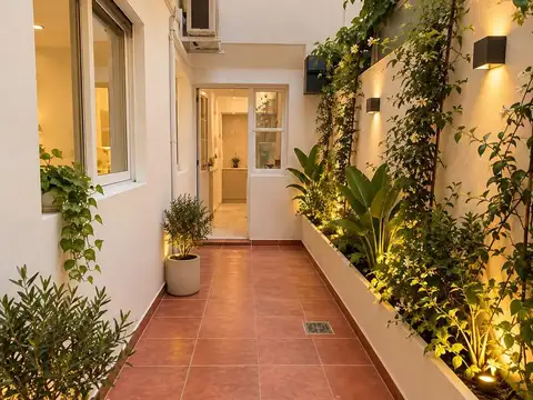 Departamento con patio en San Telmo