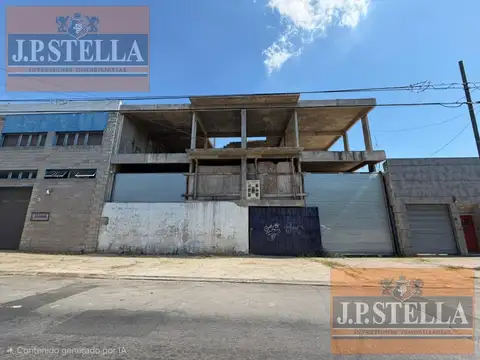 Lote 761 m² c/ Losa en Construcción de 3 Plantas 1.074 m² - Mataderos
