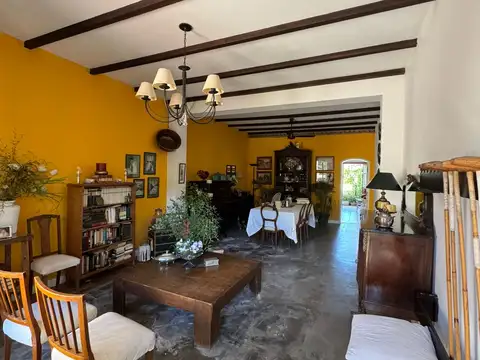 Hermosa casa con pileta calle 6 e/ 29 y 30