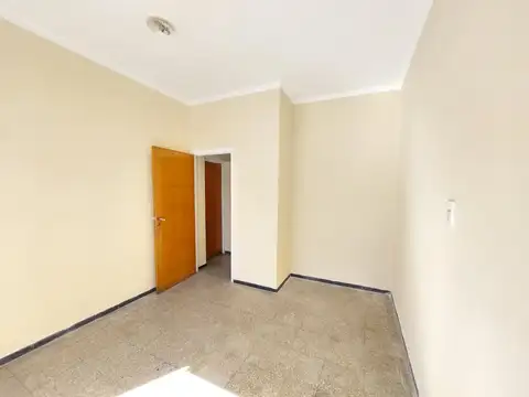 Local en Alquiler en General Gutiérrez, $ 350.000