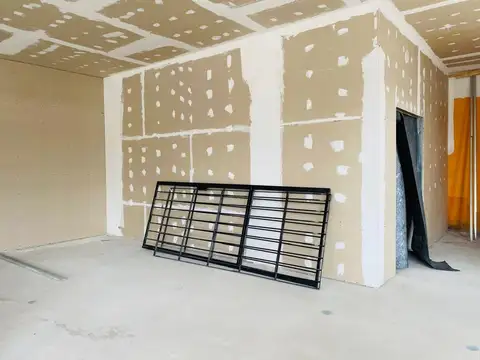 Local en Alquiler 1 año