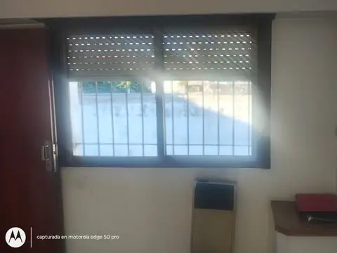 Oficina 4 ambientes con 1 baño