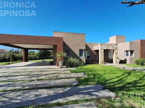 Casa en Venta en Haras San Pablo, USD 293.000