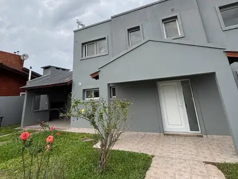 Casa en alquiler en funes barrio Cantegril