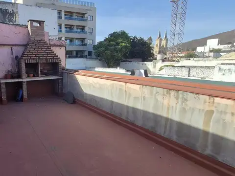 Depto Tipo Casa en Venta en Zona Centro, USD 150.000