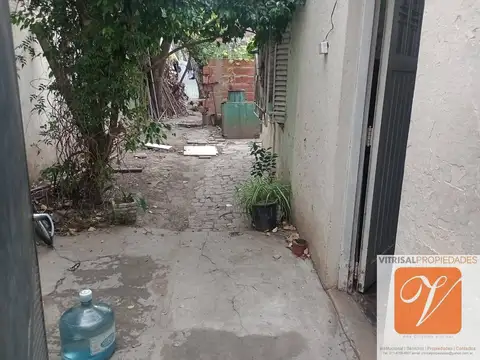 Depto Tipo Casa 2 ambientes con 1 baño