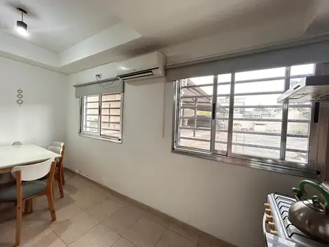 Depto Tipo Casa en Venta en Lomas de Zamora, USD 67.000