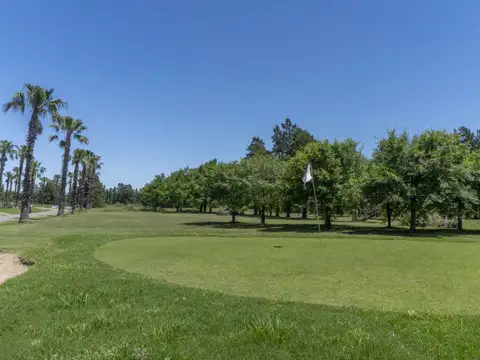 Terreno en Venta de 902,0 m2