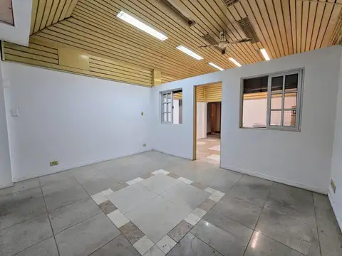 Depto Tipo Casa en Venta en Villa Sarmiento, USD 85.000