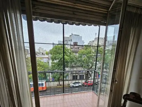 Departamento en Venta en Chacarita, USD 149.000