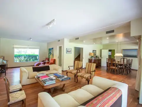 Casa en Venta al Noreste