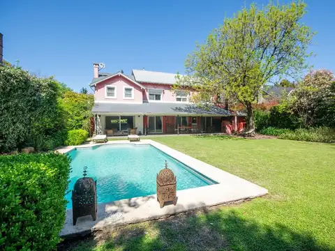 Venta Casa 7 amb c/pileta/parrilla, Barrio Estribo