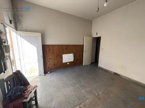 Depto Tipo Casa 6 ambientes con 2 baños