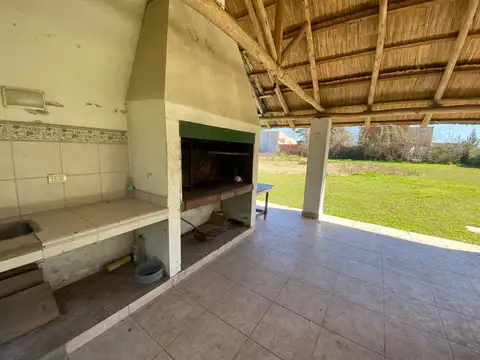 LOS FRESNOS Y LOS NOGALES