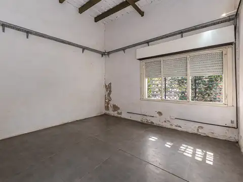 Casa 3 Ambientes con Patio, Jardín, Terraza y Espacio Para Cochera