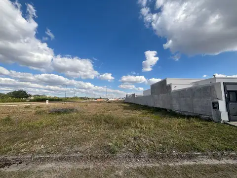Terreno en Venta de 327,0 m2