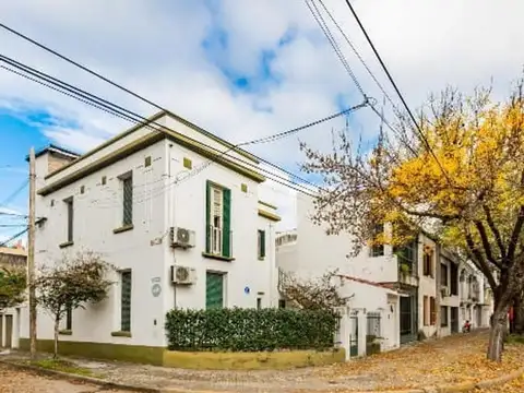 Oportunidad! Casa en venta, amplia, 4 dormitorios, 117m2.-
