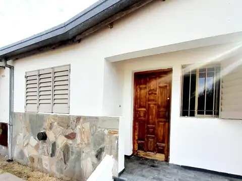 Casa en venta c/ cochera en La Plata